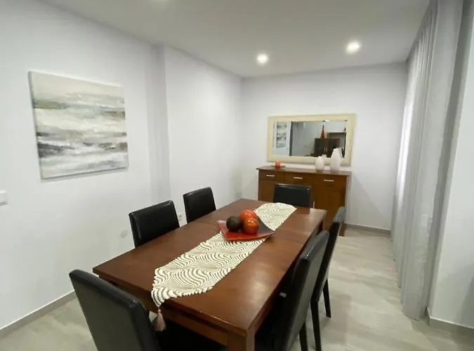 Gina House * Nazaré