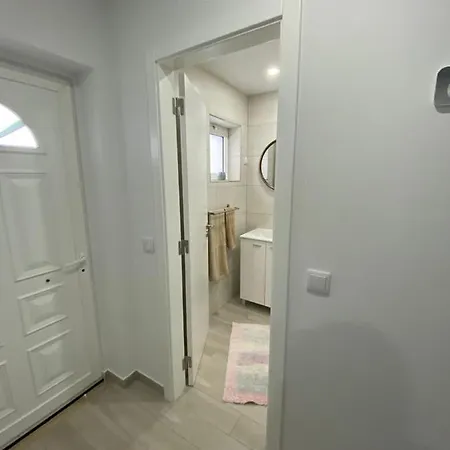 Hébergement de vacances Gina House *