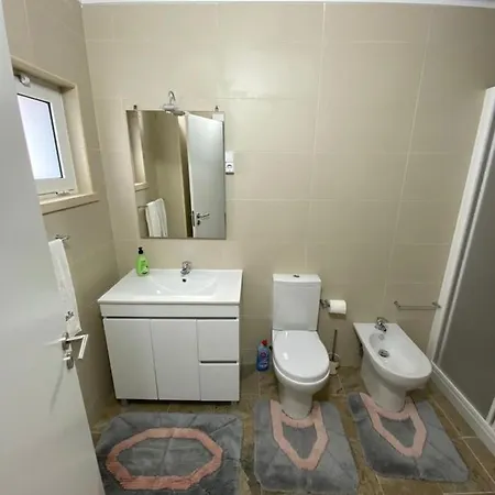 Gina House Hébergement de vacances *