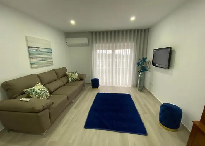 Дом отдыха Gina House Назаре