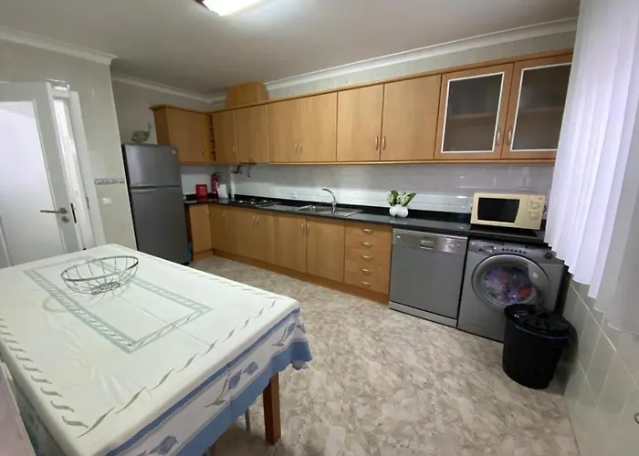 Gina House * Назаре